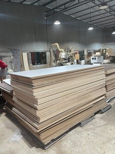 Tablero de partículas laminado Flakeboard para muebles y uso en interiores Tablero de partículas de superficie terminada del fabricante - Product Image 3