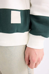 Última colección de invierno, venta al por mayor, sudadera de retazos, sudaderas cálidas con bolsillos laterales, suéter con cuello redondo, sudaderas con capucha para hombres - Product Image 3