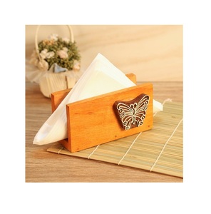 Porte-serviettes décoratif en métal de haute qualité personnalisable avec base en bois brun au motif papillon pour la décoration de la maison ou de la chambre - Product Image 1