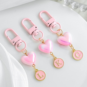 Porte-clés Cœur Rose Bonbon Mignon avec Initiale, Cœur en Acrylique, 26 Lettres, Porte-clés Couple, Mousqueton, Breloque pour Téléphone et Sac - Product Image 1