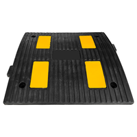 Ralentisseurs routiers en caoutchouc réfléchissant à 4 bandes, ensemble de 5 mètres en PVC, rampe de sécurité routière, ralentisseur en plastique pour la sécurité routière