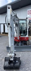 รถขุดขนาดเล็ก TAKEUCHI TB335R - Product Image 6