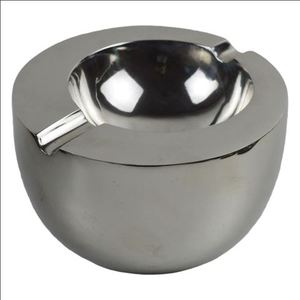 Modern Silver Finish Ashtray for Home Office Hotel Bar for <b>Table</b> Top Use in Villas Designed for Convenience and Style - Product Image 1