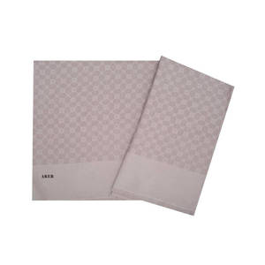 ผ้าคลุมไหล่และผ้าพันคอ Elegance Monogram สีชมพูพาสเทล ขนาด 75x190 ซม. - Product Image 1
