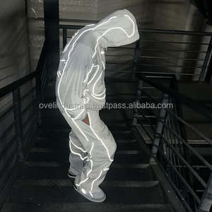 Conjunto de Chaqueta y Pantalones Cortos Deportivos Personalizados para Hombre, Transpirables, de Poliéster, Impermeables, con Cremallera, Reflectantes, de Nailon - Product Image 2