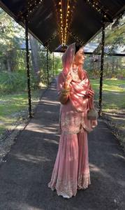 Ensemble haut sharara plazzo dupatta en faux georgette de haute qualité avec broderie lourde, séquence de rivets, moti, micro-coton intérieur - Product Image 3