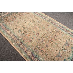 Alfombra vintage de 5.1x9.4 pies, alfombra turca, geométrica verde cobre con elementos florales. - Product Image 4