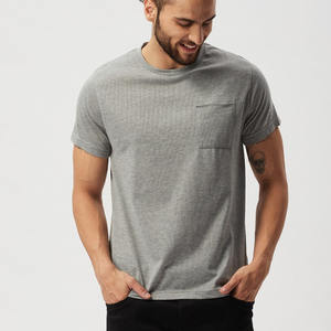 T-shirt gris à col rond et poche T-shirt à manches courtes et col rond Plus Size Homme Graphic Design Microfiber Tee Shirts - Product Image 2