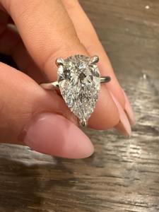 Elegante anillo de diamante cultivado en laboratorio con corte de pera con Halo oculto compromiso de las mujeres boda joyería fina diseñador anillo de regalo nupcial - Product Image 2