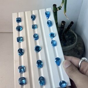 Topacio azul suizo de corte cóncavo de forma mixta para fabricación de joyas colgantes de anillo 6x8mm - Product Image 4