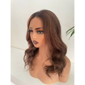 Perruque en cheveux humains vierges à 100% brun chocolat avec reflets caramel, densité 180%, dentelle HD, nœuds blanchis - Product Image 1