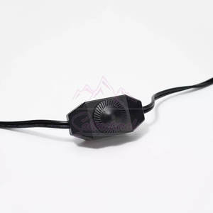 Lampe de sel de l'Himalaya faite à la main légère la plus vendue en forme de fleur de Lotus artisanale naturelle pour la décoration de la maison avec un style romantique - Product Image 3