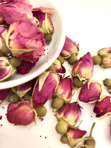 Premium <b>Dried</b> Rose <b>Petals</b> Perfect for Wedding and Party Decoration - Product Image 3