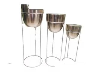 Lot de 3 supports de jardinière de sol en métal chromé argenté élégant personnalisé pour salon intérieur jardin usage domestique pots de fleurs jardinières - Product Image 1
