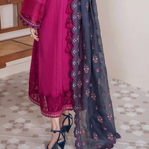 Vente en gros Robe pakistanaise 3 pièces de la collection hiver imprimée en lin Shalwar Kameez Vêtements en soie originaux - Product Image 6