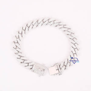 Elegance Pulsera cubana de Plata de Ley 925 con diamantes de moissanita y hermosos reflejos Joyas para hombres y mujeres - Product Image 2