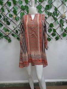 Túnica Kurti única y de diseñador en tela ligera para la moda diaria disponible a precios al por mayor - Product Image 3