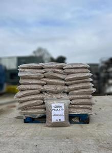 Granulés de bois de pin et de hêtre de qualité européenne DIN PLUS / ENplus-A1, granulés de bois de sapin et de chêne pour la distribution mondiale en Europe - Product Image 3