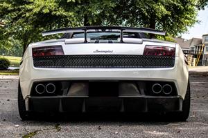 Lamborghini Gallardo LP 570-4 Spyder AWD 2011, supercar de performance, conduite à gauche, état premium - Product Image 6