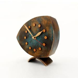 Horloge de table en bois élégante qui améliore la productivité en gardant le temps visible et élégant, un accessoire de table incroyable - Product Image 4