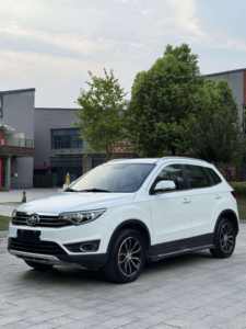 2024 SUV Pequeño Usado Manual de 5 Asientos 1.5L FAW Jilin Senya R7 Gasolina, Coches Usados a Precio Económico - Product Image 2