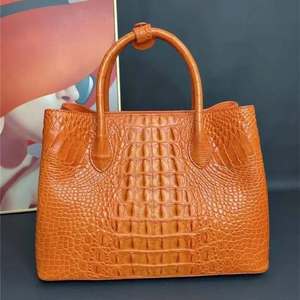 Bolso de Mano Tipo Tote de PU con Patrón de Cocodrilo Negro, Bolso de Hombro con Cremallera, Gran Capacidad, Bolso de Moda para Viajes Diarios - Product Image 5