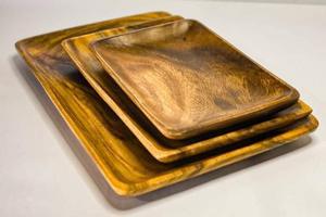 Ensemble de vaisselle et d'assiettes en bois d'acacia massif Quantité en vrac Vaisselle Assiettes Plats en bois du fournisseur indien - Product Image 4