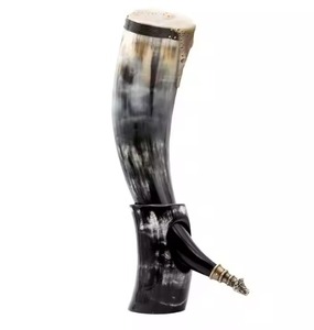 Jarra de cerveza de cuerno vikingo de la mejor calidad con soporte de metal de primera calidad Taza de cristal de nuevo diseño - Product Image 5