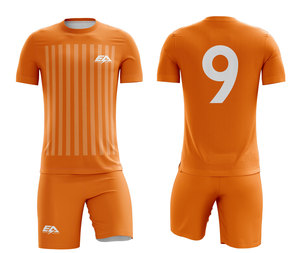 Uniforme de football en polyester de haute qualité maillot de football imprimé de logo personnalisé quantité minimale de commande bas sublimation vêtements de football personnalisés hauts de chemise - Product Image 1
