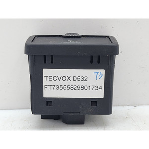 ช่องเสียบ AUX/USB สำหรับรถยนต์ FIAT 500 ซีรีส์ L (351_352) D532 330A1000 (12>) - Product Image 3