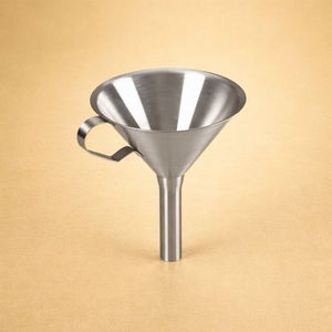 Juego de Embudos de Acero Inoxidable con Mango Largo para una Transferencia de Líquidos Precisa y sin Derrames, Diseño Duradero para Cocina, Bar y Uso Doméstico - Product Image 2