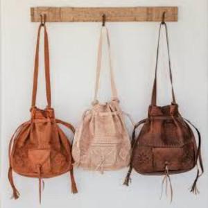 Cuero Marroquí Premium Hecho a Mano, Piel de Vaca Genuina, Artesanía Tradicional, Material Natural Duradero para Bolsos, Zapatos y Cinturones - Product Image 3