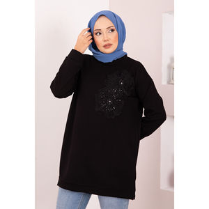 Túnica Hijab Modesta Oysho en Negro con Bordado Floral en Tejido de Punto - Product Image 2