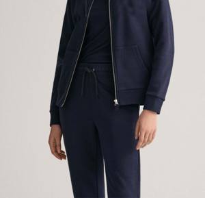 500 GSM Slim Fit Sudadera con capucha Hombres Lavado con ácido Recortado Raw Hem Logotipo personalizado Sudadera con capucha disponible en el mercado para adultos - Product Image 1