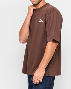 เสื้อยืดผ้าฝ้าย100% ทรงสลิมฟิตสำหรับผู้ชายคอกลมและแขนครึ่งแขนปรับแต่งได้ปักโลโก้และพิมพ์ลายดิจิตอล - Product Image 6