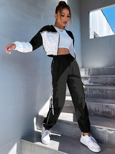 Logo personnalisé vierge 100% coton femmes CropTop sweats à capuche coupe régulière séchage rapide respirant haute qualité en gros - Product Image 3