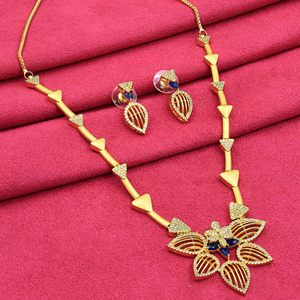 Vente en gros 14K 18K 24K Or Micro AD Pierre Colliers de mode, mat formant des colliers, ensemble de bijoux AD Design floral traditionnel. - Product Image 1