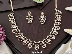 ชุดสร้อยคอสำหรับงานปาร์ตี้ทำจากหินสีทองเงางามเครื่องประดับดีไซน์หรูหราสำหรับผู้หญิงงานแต่งงานงานปาร์ตี้และของขวัญ - Product Image 4