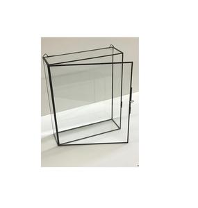 Luxury Brass Glass Photo Frame with Beveled <b>Edges</b> and Unique Antique Designs Perfect for Personalizing Stylish Interiors - Product Image 6