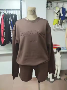 Conjunto de pantalones cortos de forro polar unisex de fabricante superior con logotipo de impresión personalizadoOEM crea tu propio estilo chándal de dos piezas de forro polar de alta calidad - Product Image 3