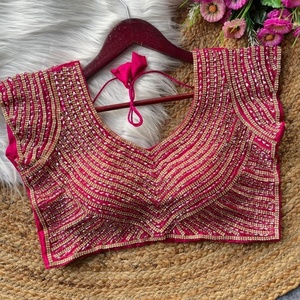 Blouse en soie attrayante avec broderie à la main, qualité d'exportation indienne, fabricant de mode féminine de Surat, Inde, au prix le plus bas - Product Image 1