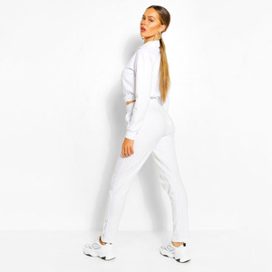 Conjunto Deportivo Personalizado con Logotipo para Mujer, Sudadera Corta con Capucha y Pantalones Deportivos de Pierna Recta, Conjunto de Chándal en Tejido de Felpa - Product Image 1