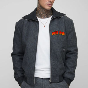 Nouvelle arrivée : Veste universitaire en laine à col 100% coton pour homme, logo brodé personnalisé, longue, épaisse, confortable, à capuche pour l'hiver - Product Image 4