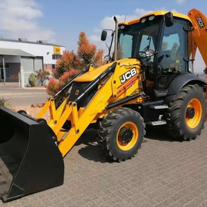 La chargeuse-pelleteuse originale JCB 3CX la plus efficace pour l'agriculture et les travaux de construction - Product Image 1