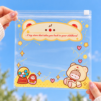Pochette à fermeture éclair en PVC avec logo personnalisé pour l'emballage des jouets à remontée lente, sac de rangement transparent refermable en PVC pour jouets Squishy et Fidget, avec fermeture Zip Lock