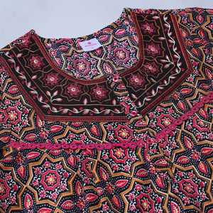 Camisón Largo Evolve para Mujer, 100% Algodón Estampado, Ropa de Dormir Súper Cómoda, Cintura Elástica, Cierre con Botones, Popelina Tejida - Product Image 2