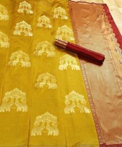 ซารีครึ่งตัวจากซูราทรําลองรูปลักษณ์ที่อุดมไปด้วยสไตล์ดั้งเดิม สวมใส่ตามฤดูกาลพร้อมงานเพชรสําหรับการเฉลิมฉลองในวันหยุด - Product Image 5