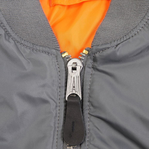 Blouson d'hiver décontracté pour homme avec logo personnalisable, fermeture éclair, col rond uni, vente flash, prix bas, fabriqué au Pakistan - Product Image 3