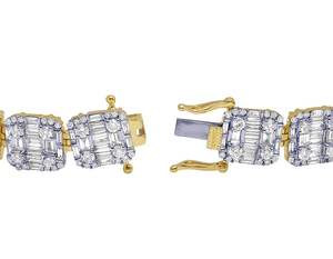 Bracelet exclusif en or jaune 10 carats avec diamants ronds et baguettes au look glacé parfait pour une collection de luxe - Product Image 4