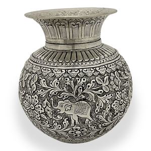 Nouvel arrivage de Kalash d'éléphant métallique en laiton de haute qualité, finition oxydée pour décoration et cadeau - Product Image 1